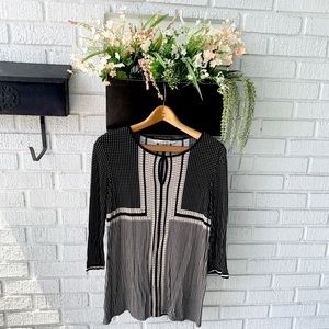 Max Studio Patterned Long Sleeve Tunic Top Size Small